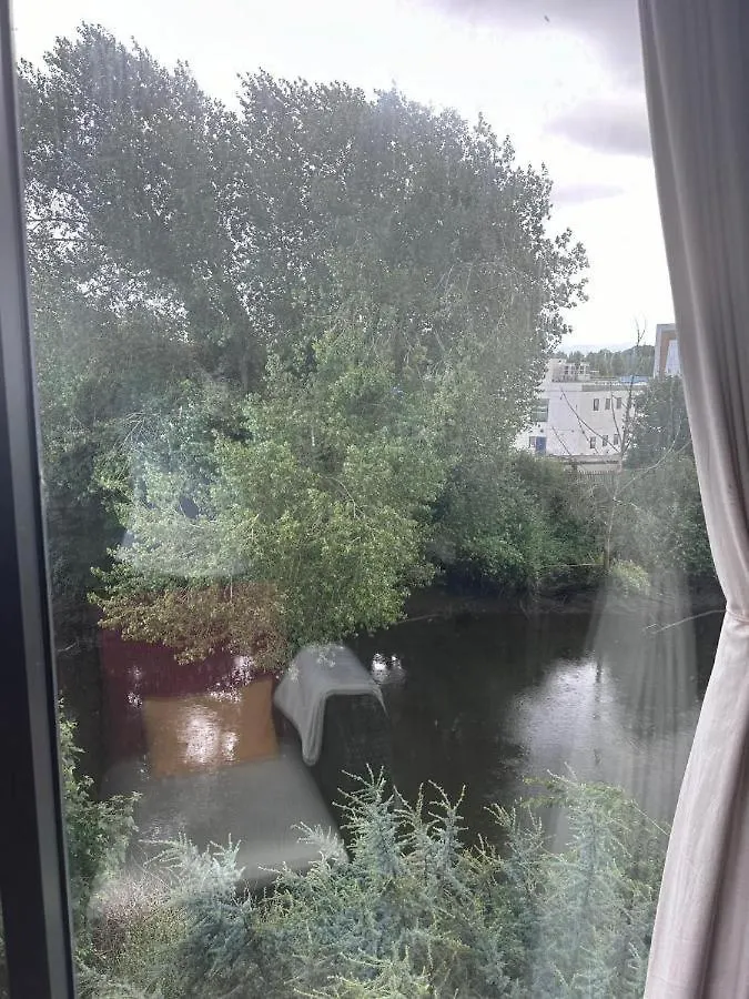 Riverside Homestay Dublin